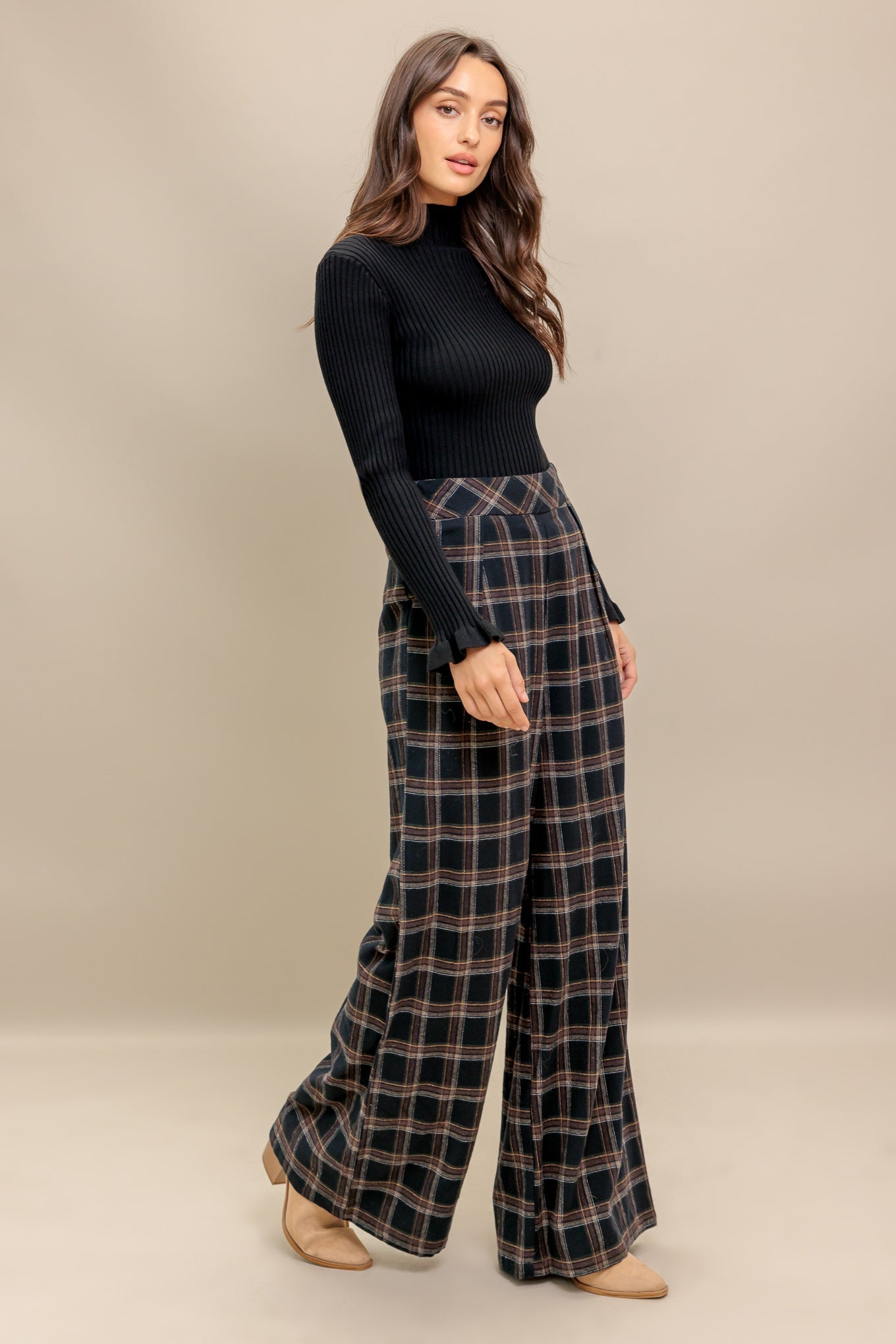 LATTE SUNDAY WOVEN PLAID PANTS