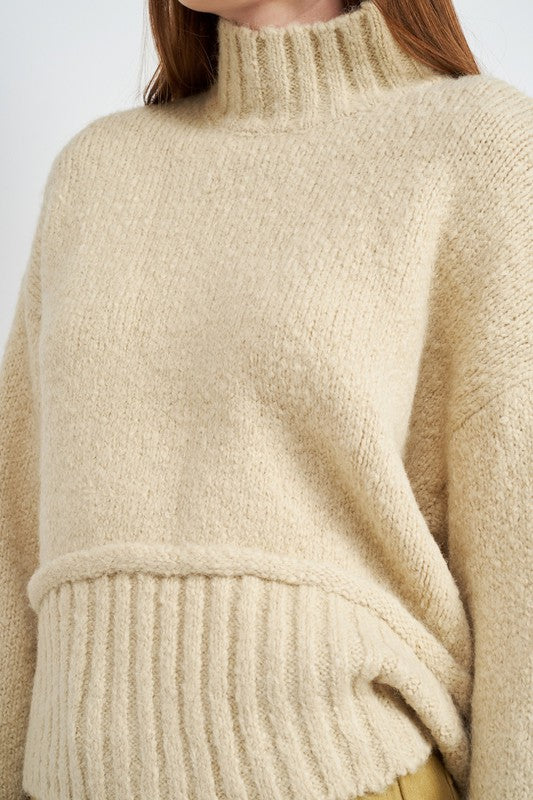 TURTLE NECK BODY SWEATER