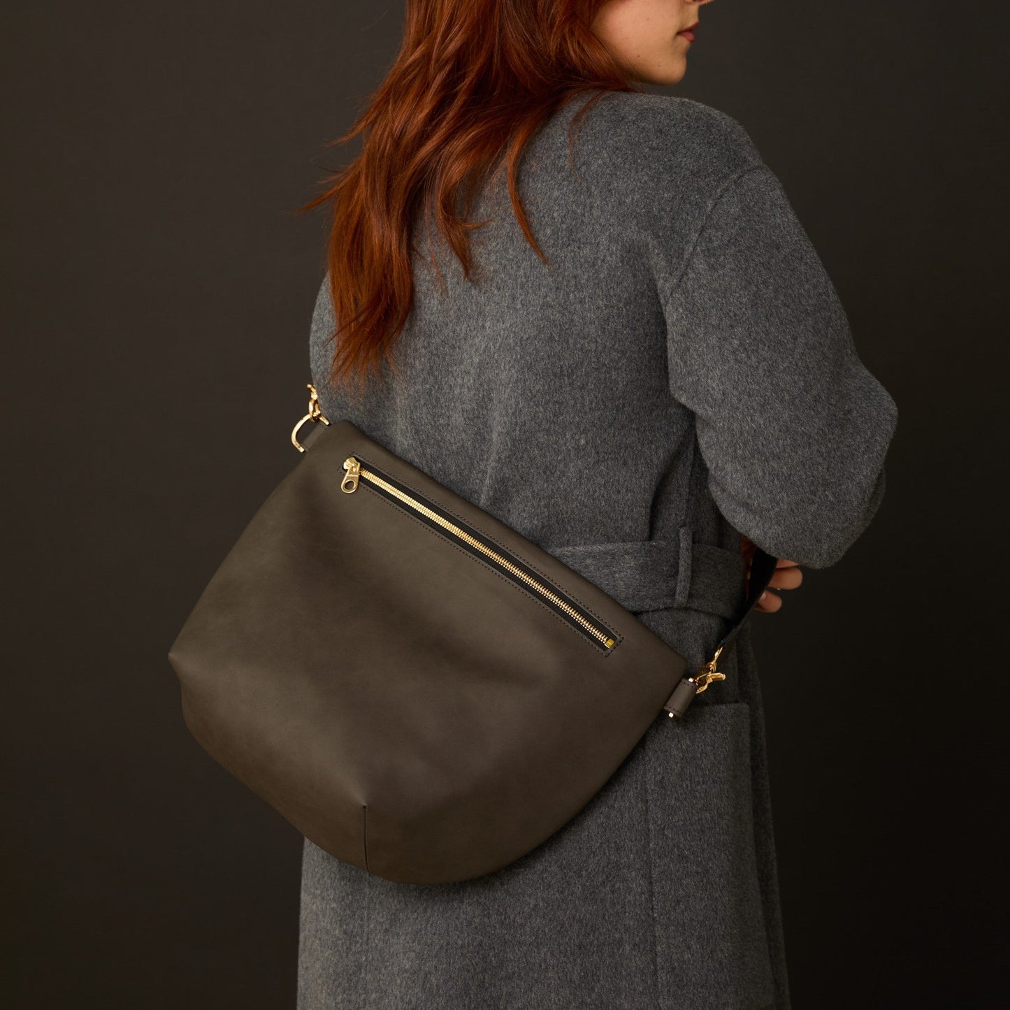 Pineapple Hobo Fanny Bag (Dark Grey)