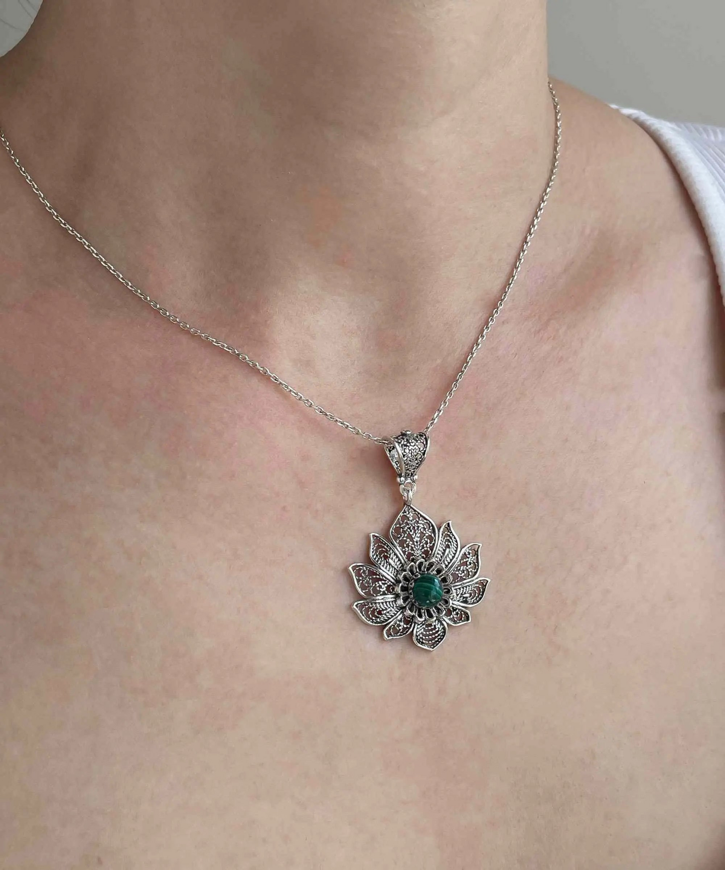 Filigree Art Silver Lotus Flower Malachite Gemstone Women Pendant Necklace