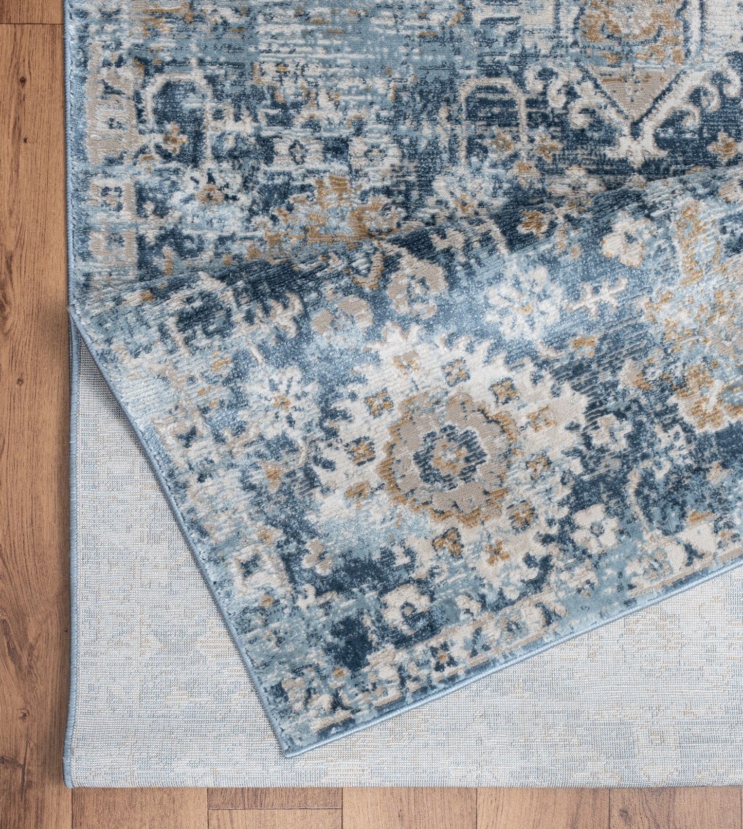 Noble GC_GEN7005 Blue 7 ft. 10 in. x 10 ft. 3 in. Area Rug