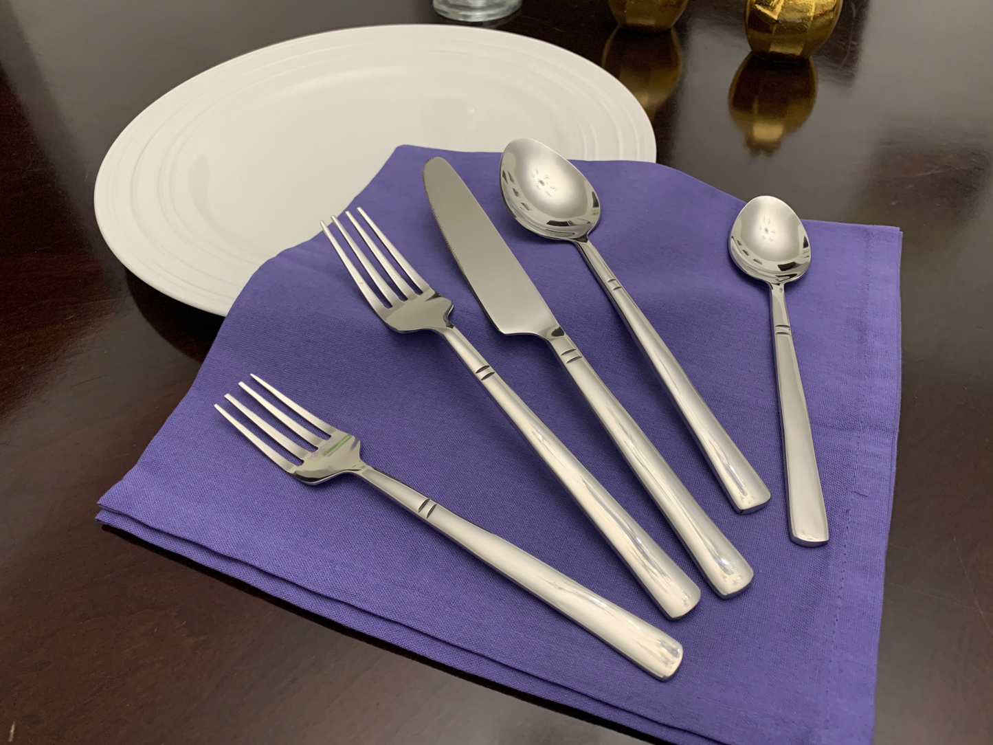 Modern Flatware set of 20 Pieces Silver Stainless Steel