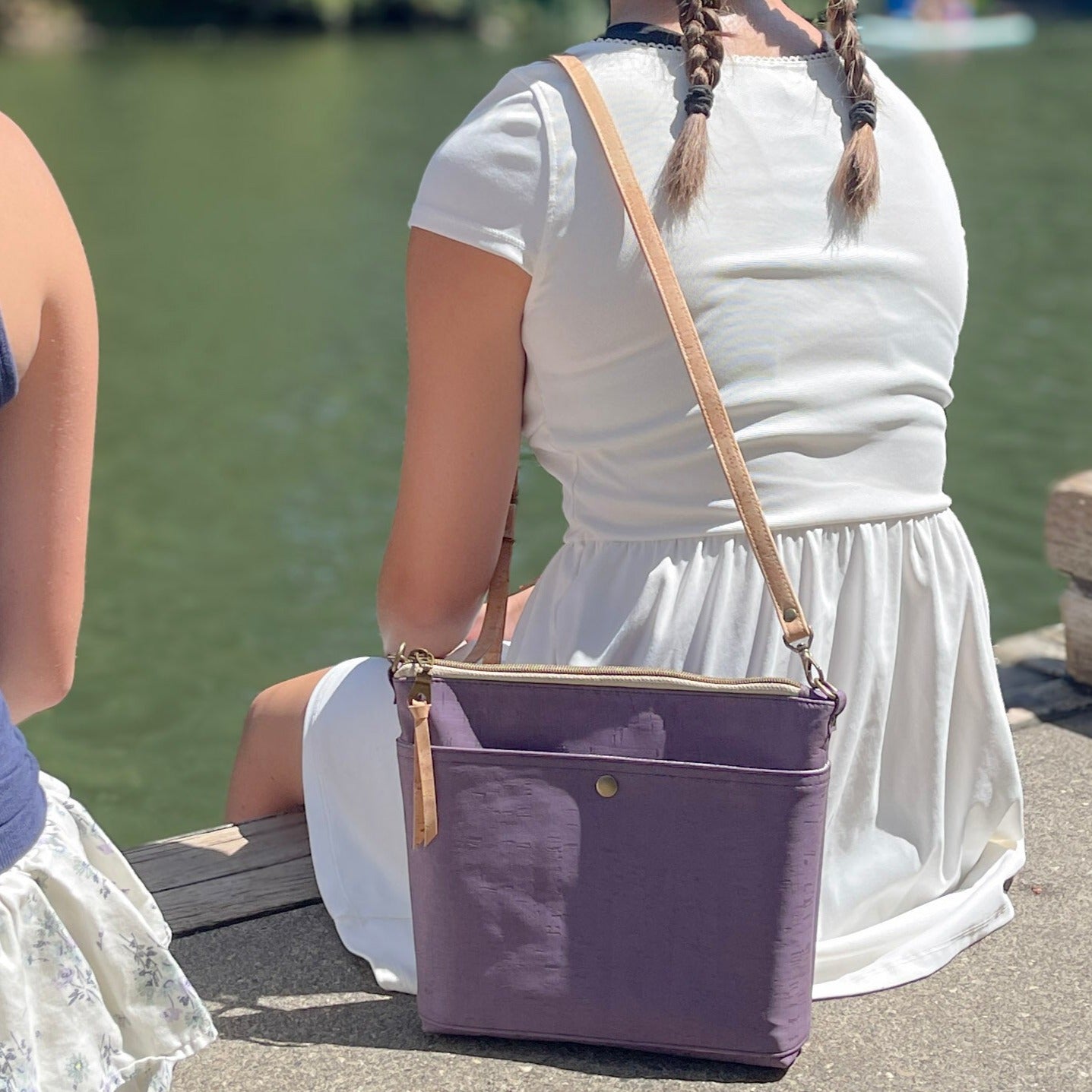 VISIONARY cross body bag | AMETHYST