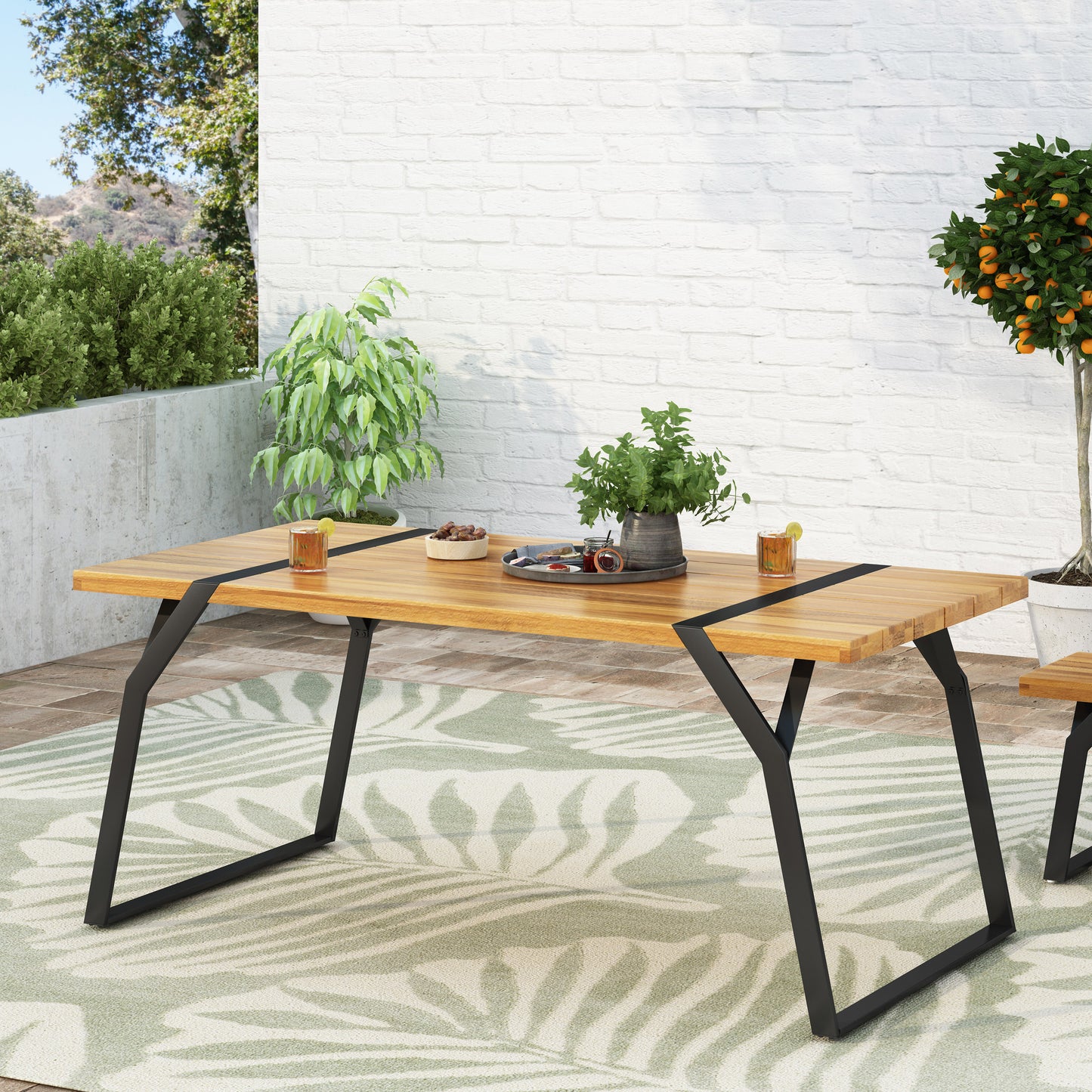 ZORA DINING TABLE
