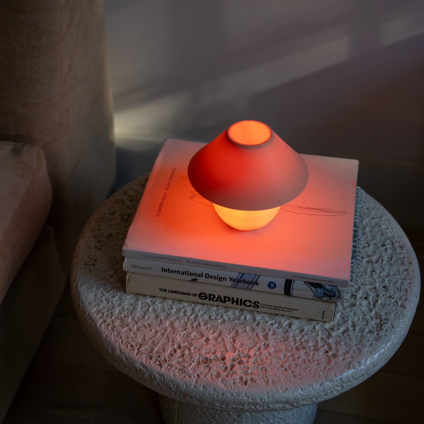 Scoop Lamp