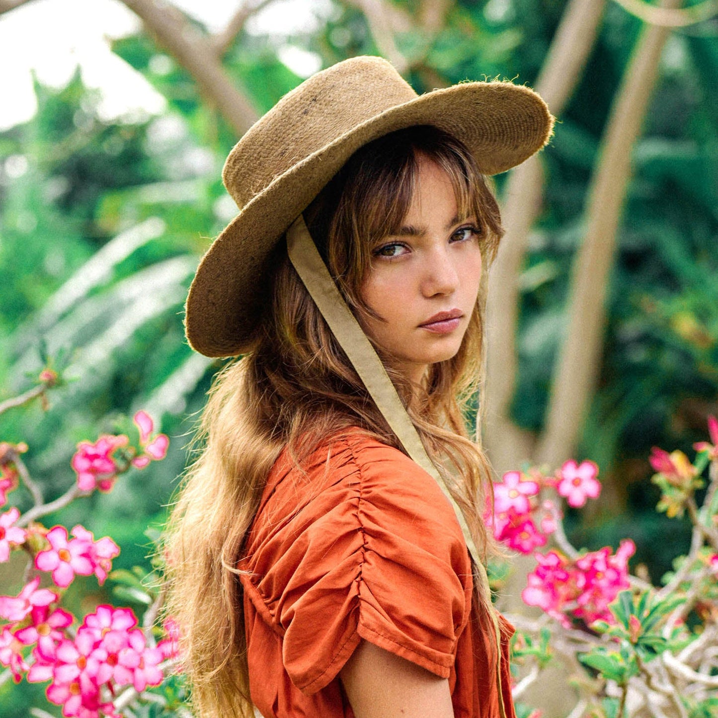 The Loli Jute Straw Hat in Neutral Beige