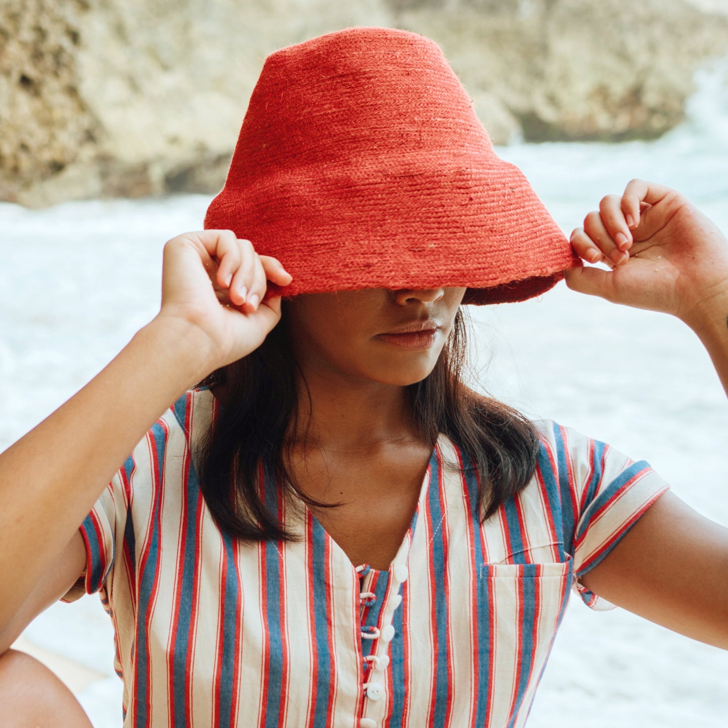 NAOMI Jute Clochet Straw Hat In Red