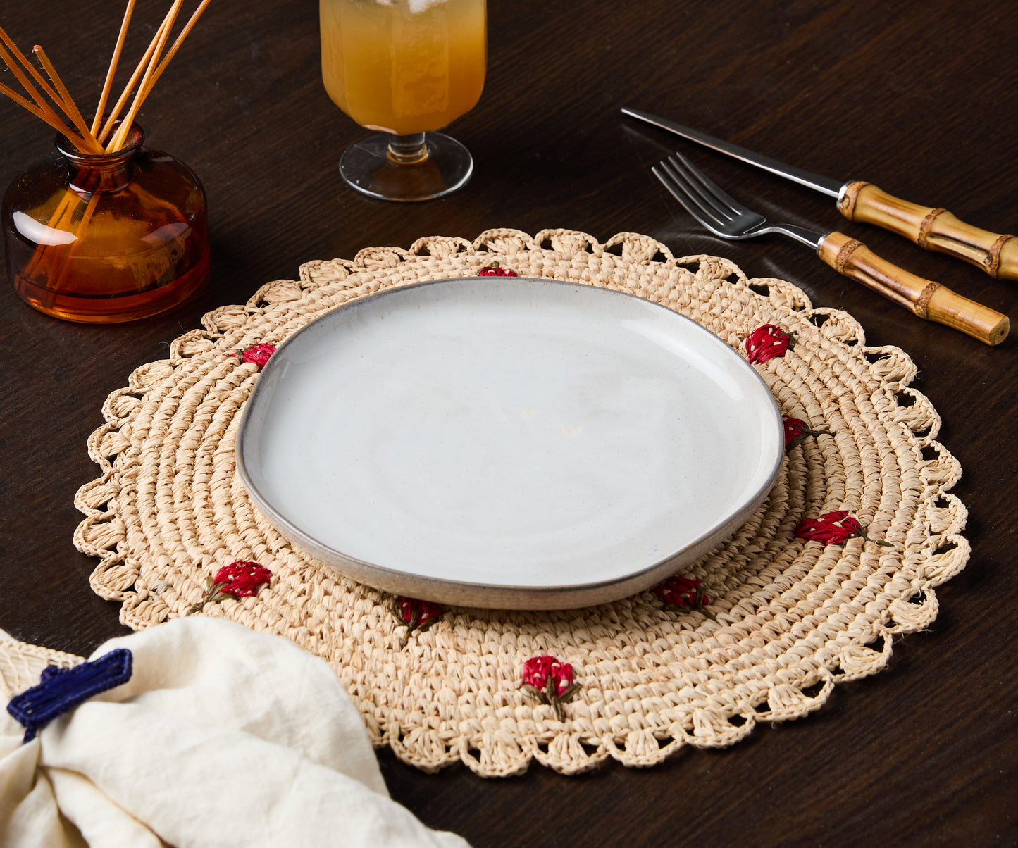 Scattered Strawberry Raffia Placemat