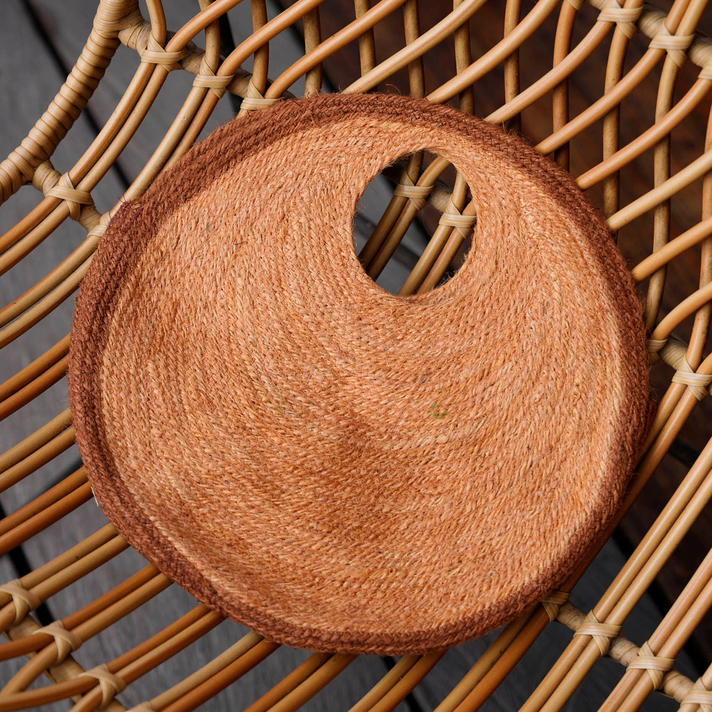 The Solo Walnut Jute Bag In Brown