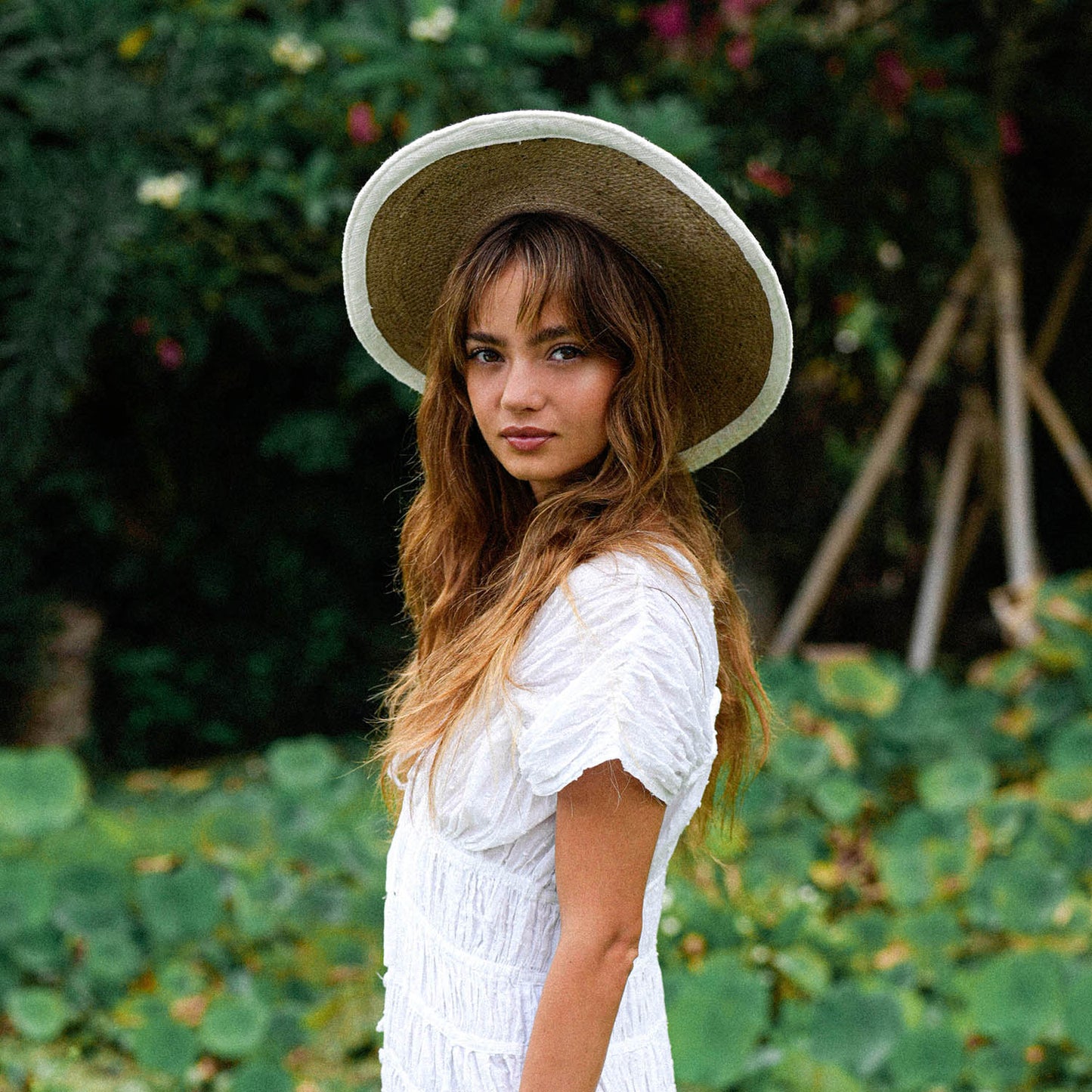The Loretta Linen Jute Hat in Off White