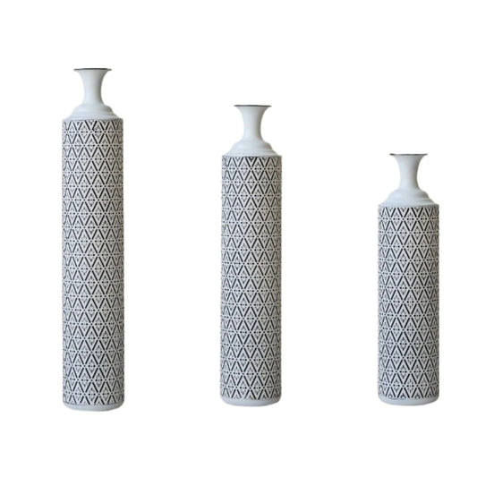 Modern Floor Vase Set – White & Black Metal Vases with Geometric Pattern – 3-Piece Home Decor Set in 24.8 in, 29.13 in & 33.85 in Heights