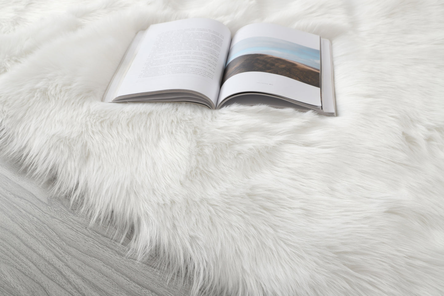 "Cozy Collection" Ultra Soft Fluffy Faux Fur Sheepskin Area Rug