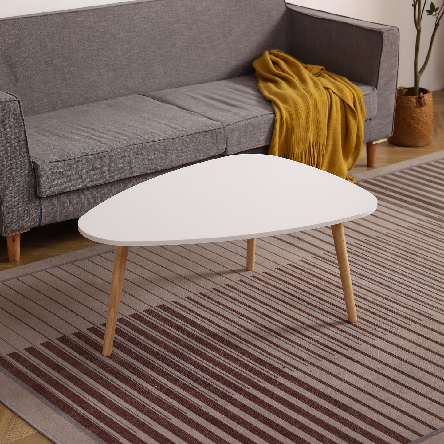 EGG SHAPE COFFEE TABLE-900